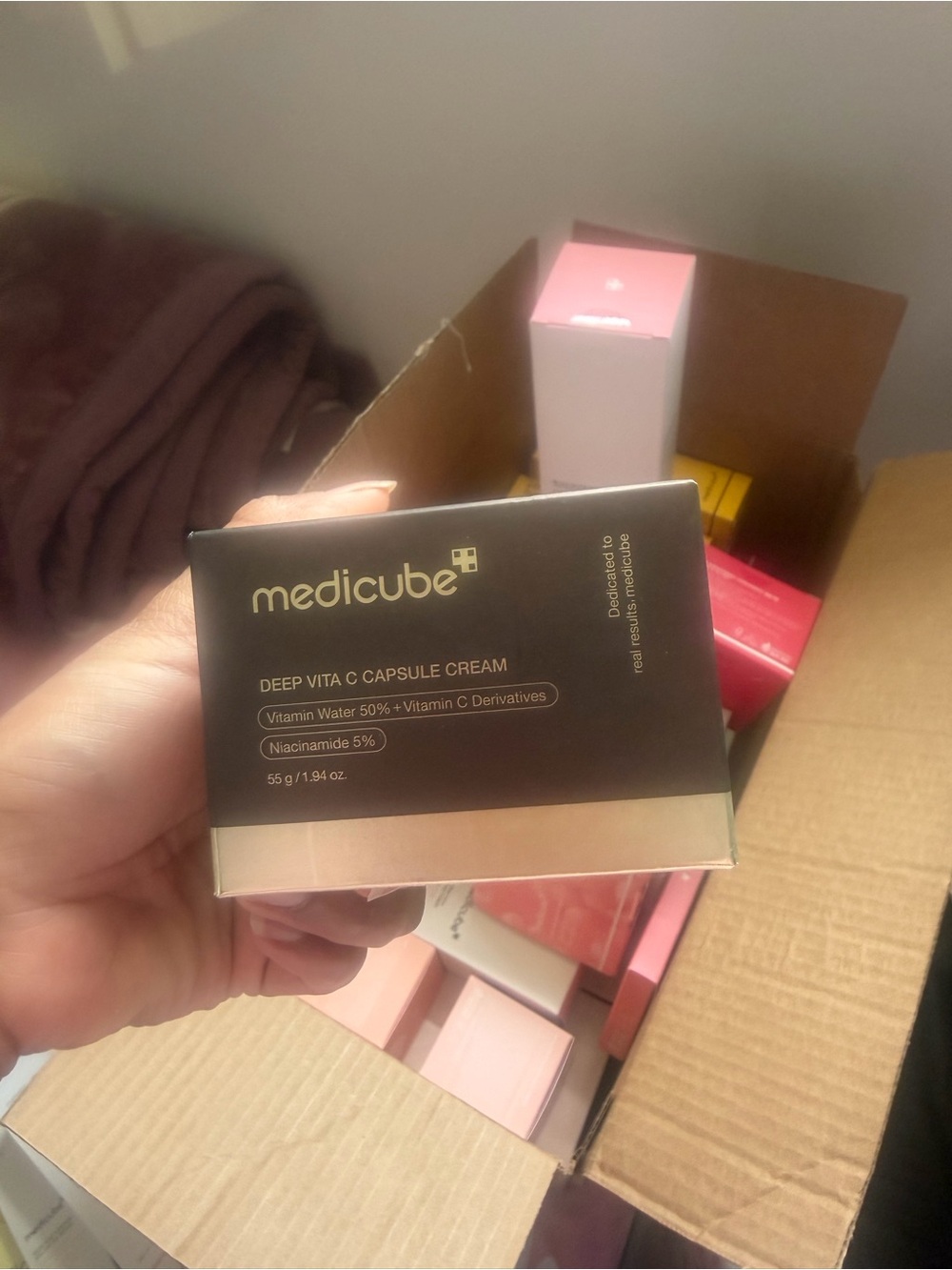 Medicube Deep Vita C Capsule Cream - Brown & Gold Box